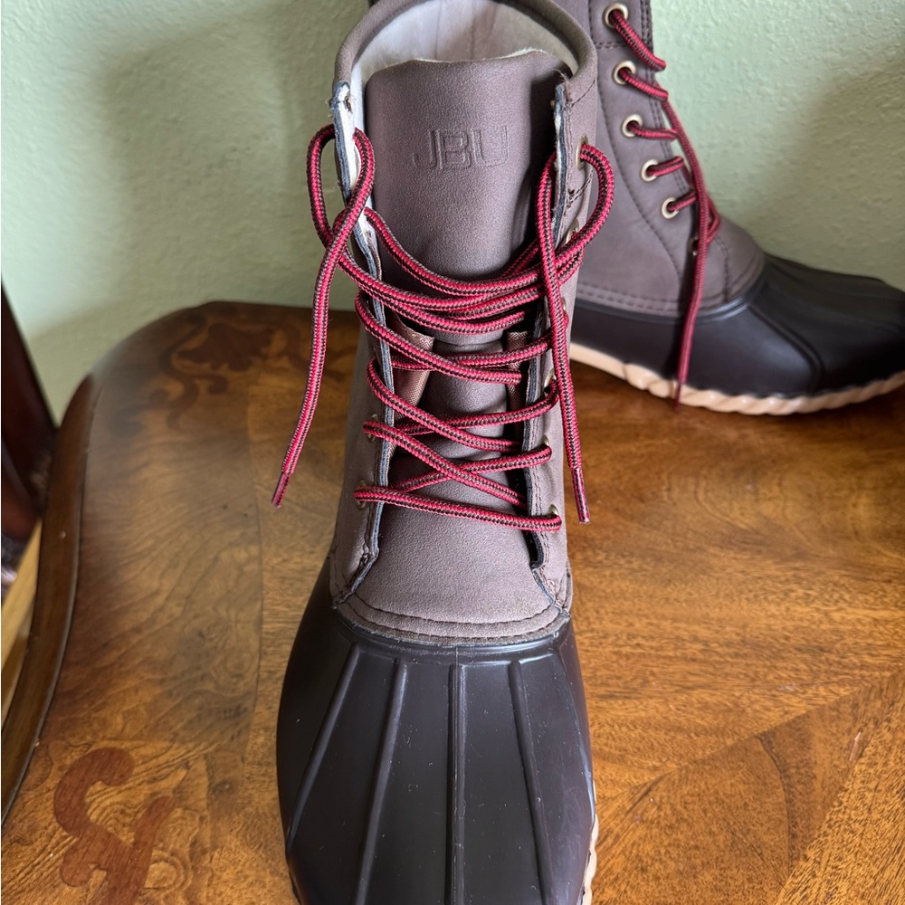 JBU Brown Boots with Red Laces
